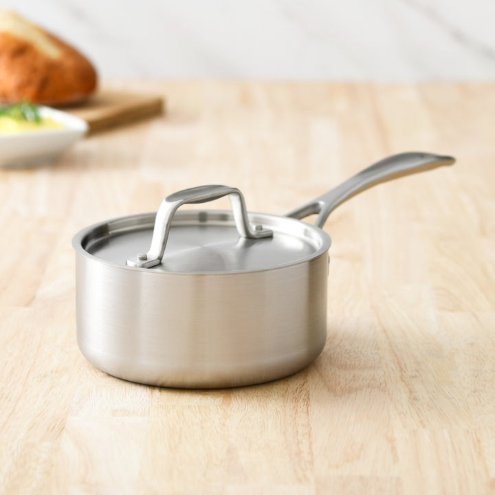 1-quart Covered Stainless Steel Saucepan